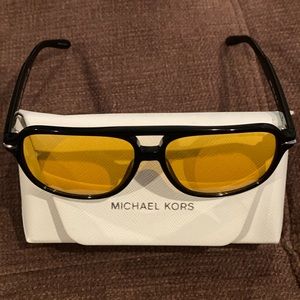 Michael Kors Liam framed sunnies with amber lense